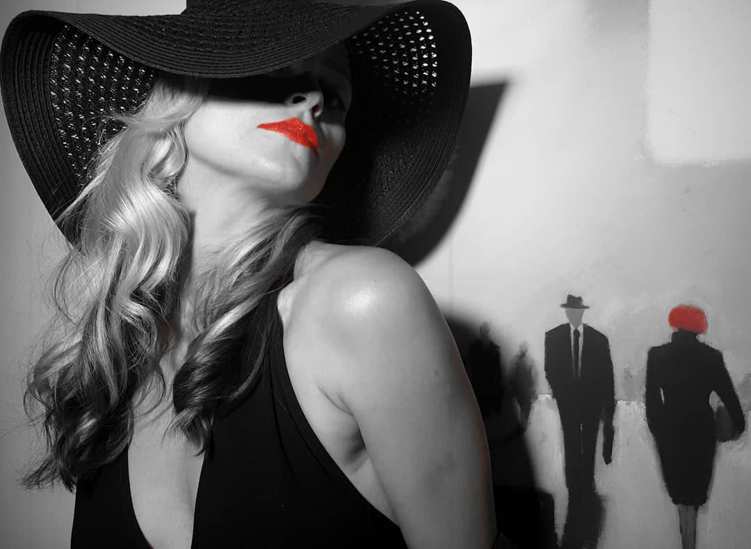 Rebecca Poole AKA Purdy Black and White